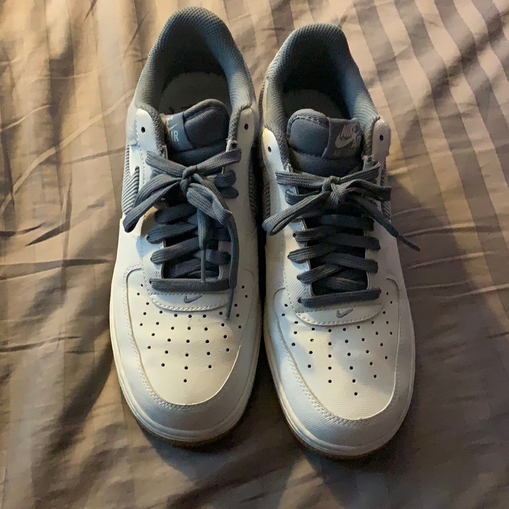 Nike Air Force 1 size 8 great shape as is